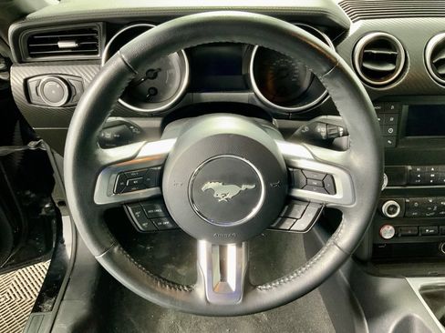 Used 2021 Ford Mustang EcoBoost image 21