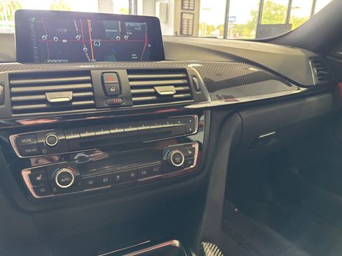 Used 2016 BMW M4 Coupe image 37