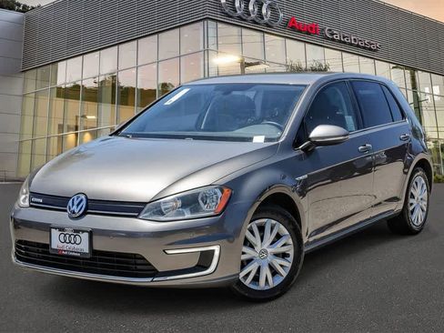 Used 2015 Volkswagen e-Golf Limited Edition FWD image 1