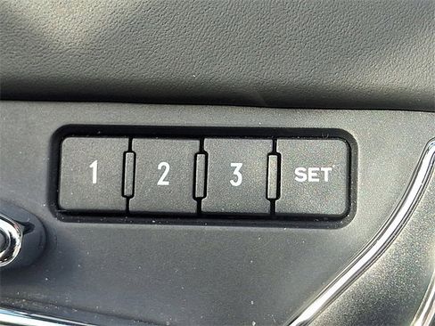 Used 2014 Bentley Continental GT image 38