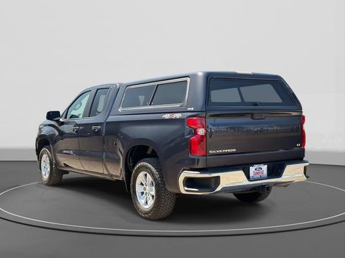 Used 2023 Chevrolet Silverado 1500 LT AWD/4WD image 7