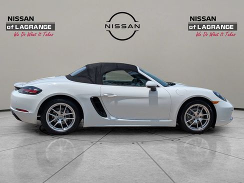 Used 2018 Porsche 718 Boxster RWD image 4