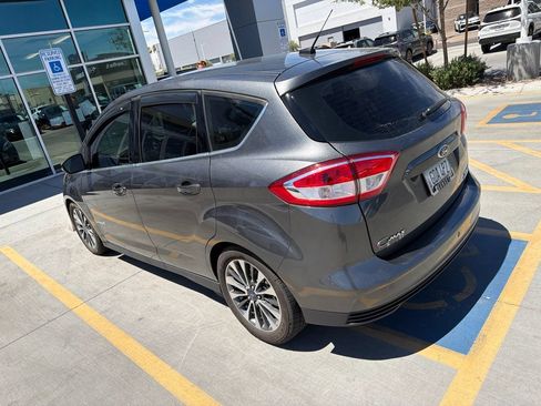 Used 2018 Ford C-MAX Titanium w/ Equipment Group 301A FWD image 7