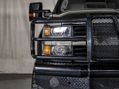 Used 2016 Chevrolet Silverado 2500 LT w/ LT Convenience Package image 38