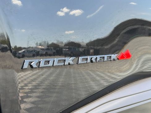 Used 2025 Nissan Rogue SV image 15