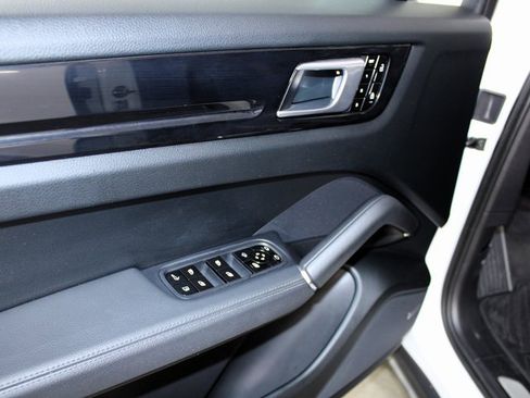 Used 2019 Porsche Cayenne E-Hybrid image 20