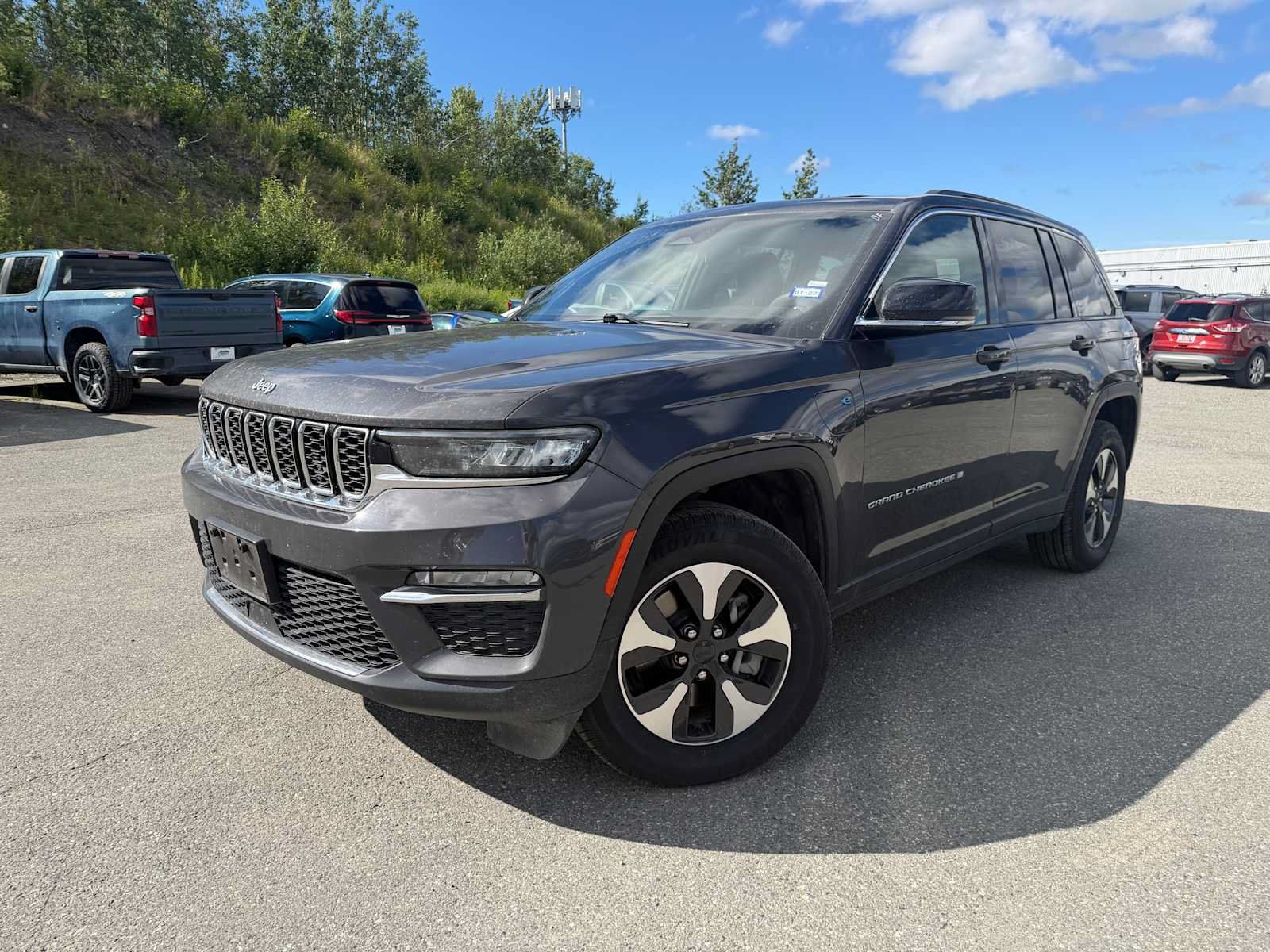Used 2024 Jeep Grand Cherokee Limited 4xe AWD/4WD image 1
