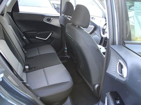 Used 2023 Kia Soul LX image 22
