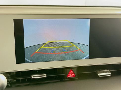 Used 2024 Hyundai Ioniq 5 SEL image 23