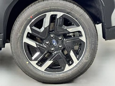 New 2026 Subaru Forester Premium AWD/4WD image 31