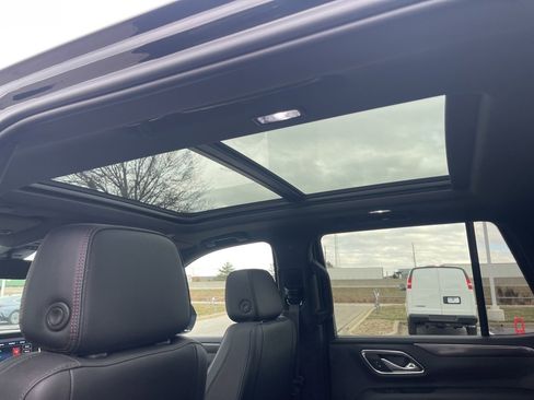 Used 2021 Chevrolet Tahoe RST w/ Luxury Package image 18