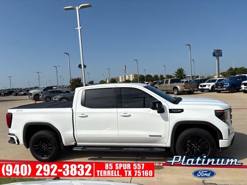 Used 2024 GMC Sierra 1500 Elevation w/ Elevation Premium Package AWD/4WD image 13