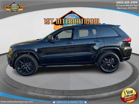 Used 2020 Jeep Grand Cherokee Altitude AWD/4WD image 5