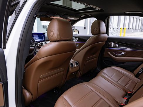 Used 2017 Mercedes-Benz E 43 AMG 4MATIC Sedan image 37