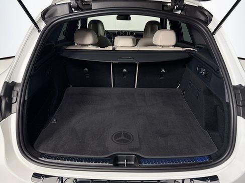 Certified 2026 Mercedes-Benz GLC 300 image 23