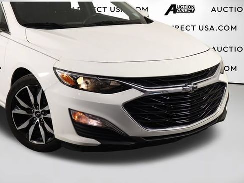 Used 2021 Chevrolet Malibu RS FWD image 43