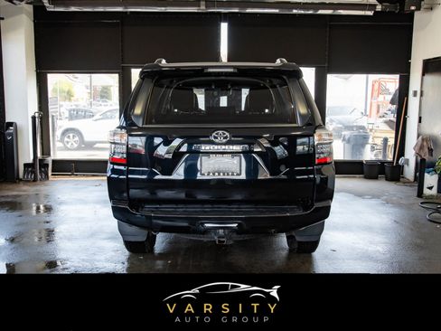 Used 2024 Toyota 4Runner SR5 Premium AWD/4WD image 5