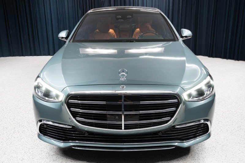 Certified 2026 Mercedes-Benz S 580 4MATIC Sedan image 2