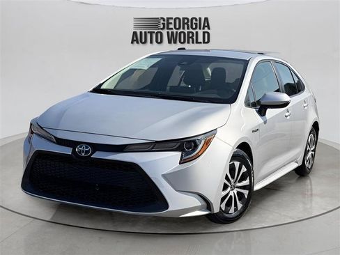 Used 2021 Toyota Corolla LE FWD image 4