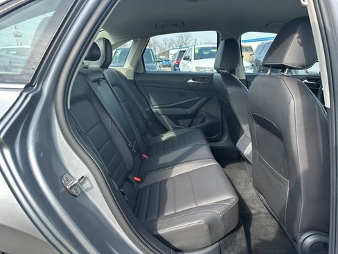 Used 2024 Volkswagen Jetta SE image 13