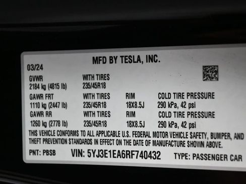 Used 2024 Tesla Model 3 Standard Range RWD image 6