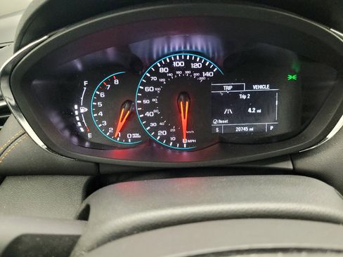 Used 2022 Chevrolet Trax LT w/ LT Convenience Package image 23