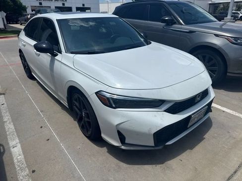 Used 2025 Honda Civic Sport image 2