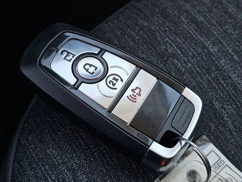 New 2025 Ford Maverick XLT w/ XLT Luxury Package image 33