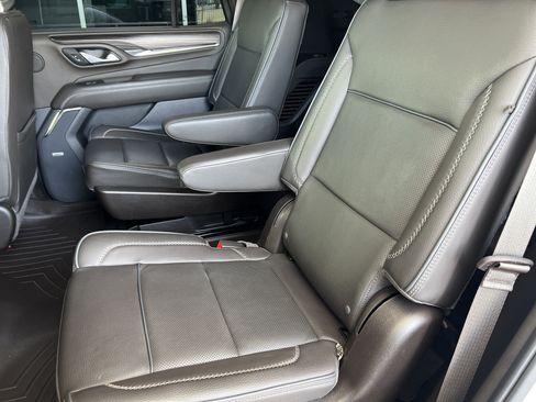 Used 2022 GMC Yukon Denali AWD/4WD image 15
