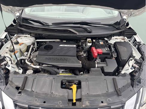 Used 2023 Nissan Rogue SV image 29