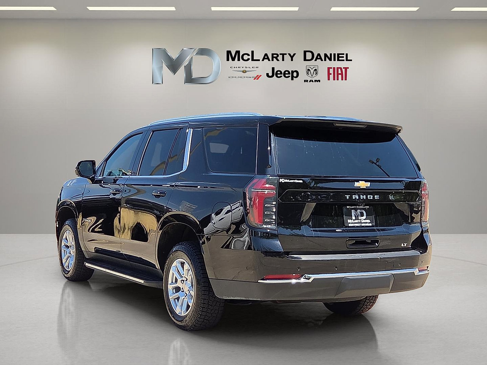 Used 2025 Chevrolet Tahoe LT AWD/4WD image 4