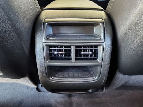 Used 2024 Cadillac XT5 Luxury image 33