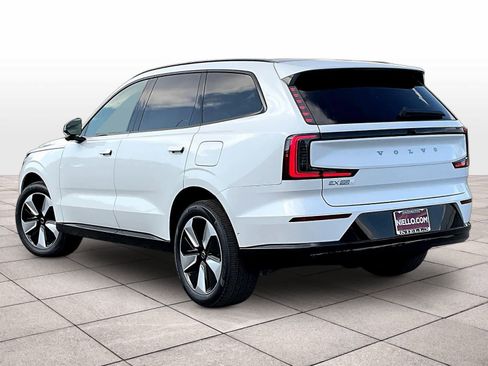 New 2025 Volvo EX90 Plus image 3