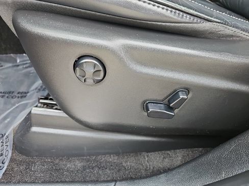 Used 2015 Jeep Grand Cherokee Limited AWD/4WD image 29