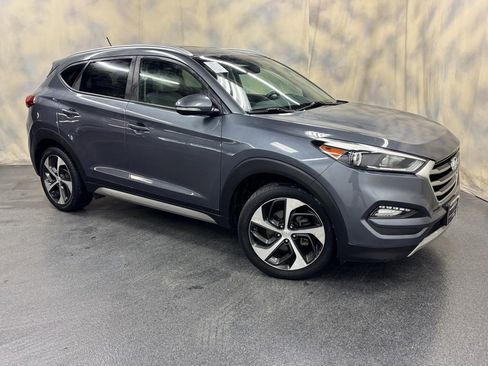 Used 2017 Hyundai Tucson Sport w/ Cargo Package image 8