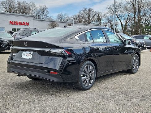New 2026 Nissan Sentra SL w/ Floor Mat Package FWD image 7