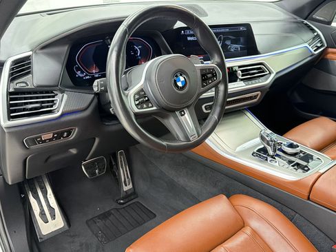 Used 2022 BMW X5 M50i w/ Executive Package AWD/4WD image 4