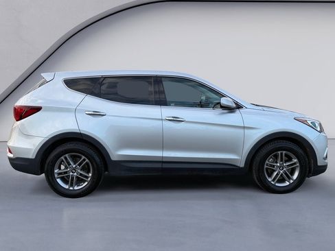 Used 2018 Hyundai Santa Fe Sport image 6