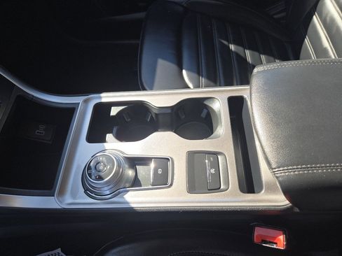 Used 2024 Ford Edge SEL image 26