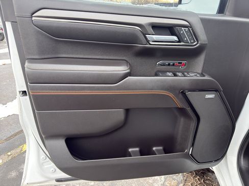 Used 2022 GMC Sierra 1500 AT4 w/ AT4 Preferred Package image 13