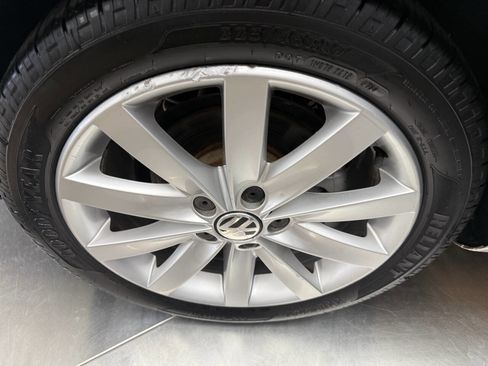 Used 2011 Volkswagen Jetta SE image 17