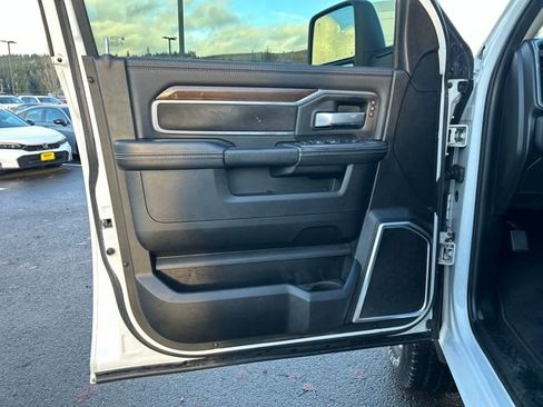 Used 2024 RAM 2500 Laramie image 18