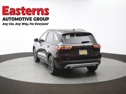 Used 2023 Ford Escape SE FWD image 36