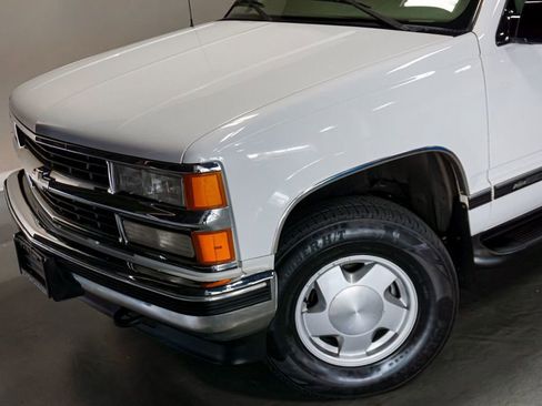 Used 1998 Chevrolet Silverado 1500 4x4 Regular Cab w/ Preferred Equipment Group 2 image 72