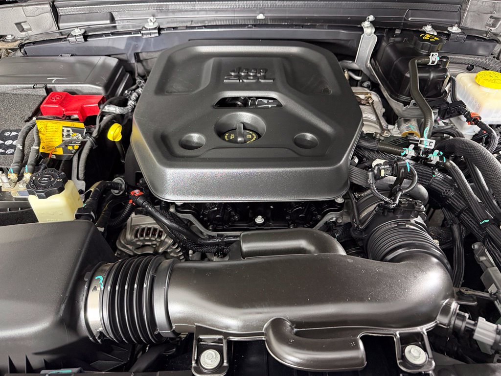 Used 2023 Jeep Wrangler Unlimited Sport AWD/4WD image 21