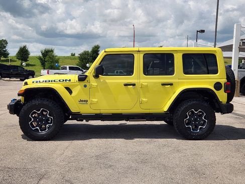 Used 2022 Jeep Wrangler Unlimited Rubicon 4xe w/ Steel Bumper Group image 4