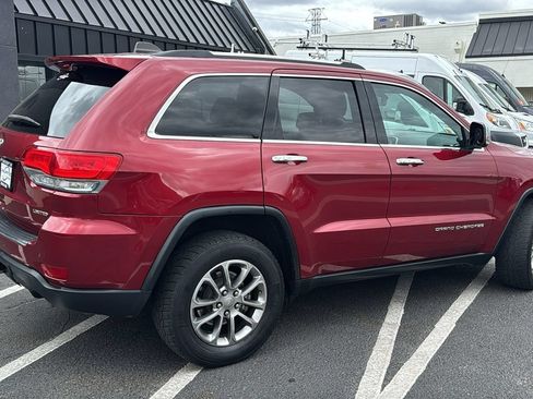 Used 2015 Jeep Grand Cherokee Limited w/ Trailer Tow Group IV AWD/4WD image 3