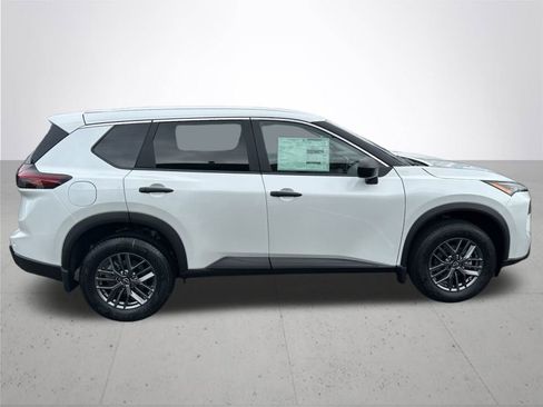 New 2025 Nissan Rogue S image 6