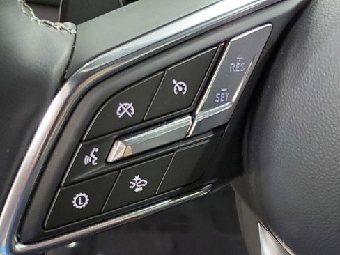 Used 2025 Buick Enclave Preferred image 29