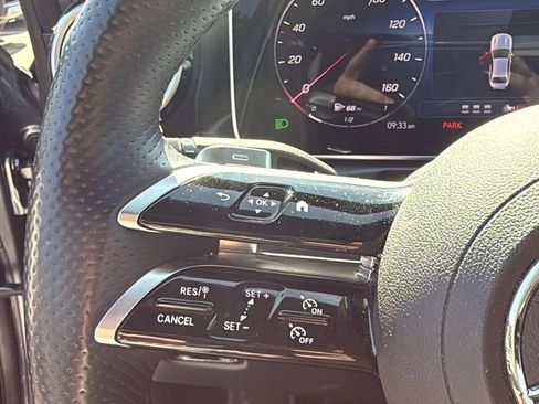Certified 2025 Mercedes-Benz C 300 Sedan image 27